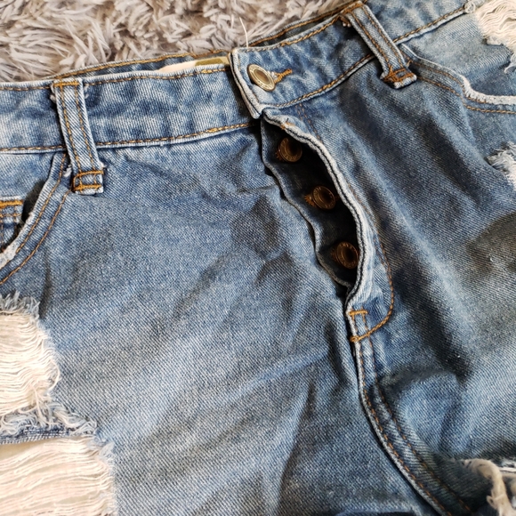 Distressed Light Jean High-Rise Shorts - Picture 2 of 5